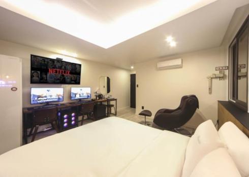 The Stone Bridge Hotel Sasang Busan Exterior foto
