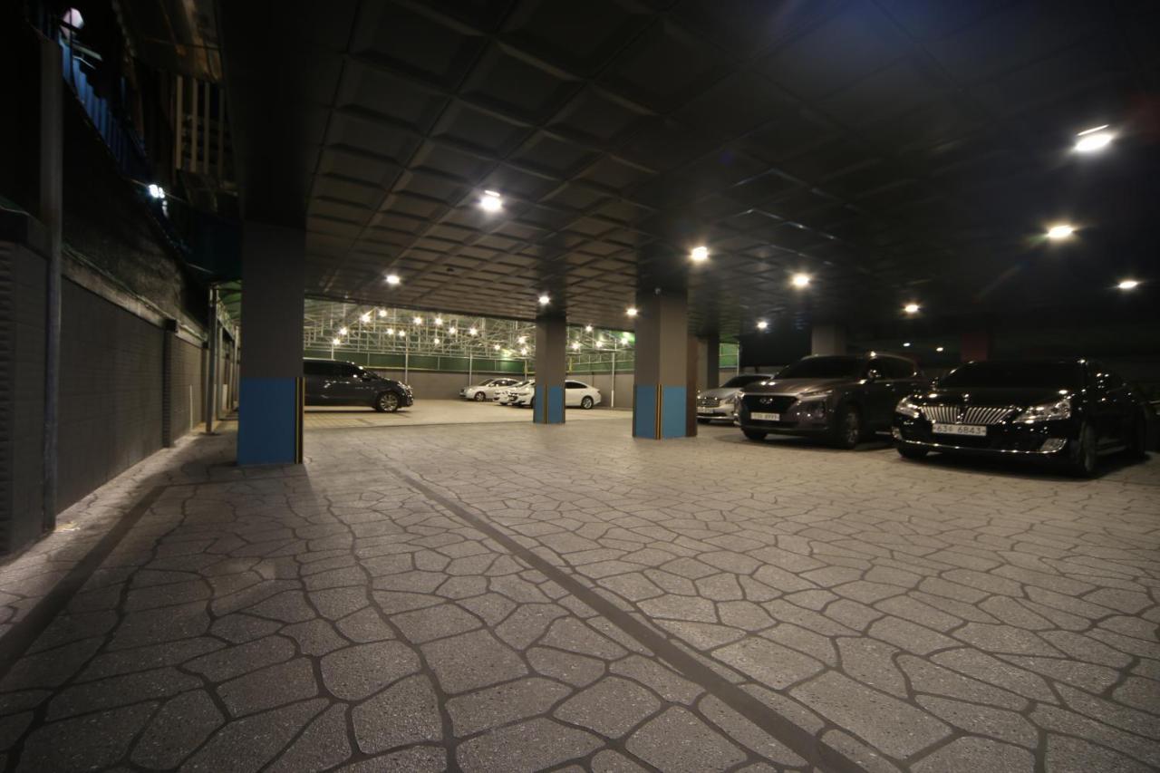 The Stone Bridge Hotel Sasang Busan Exterior foto
