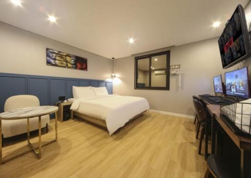 The Stone Bridge Hotel Sasang Busan Exterior foto